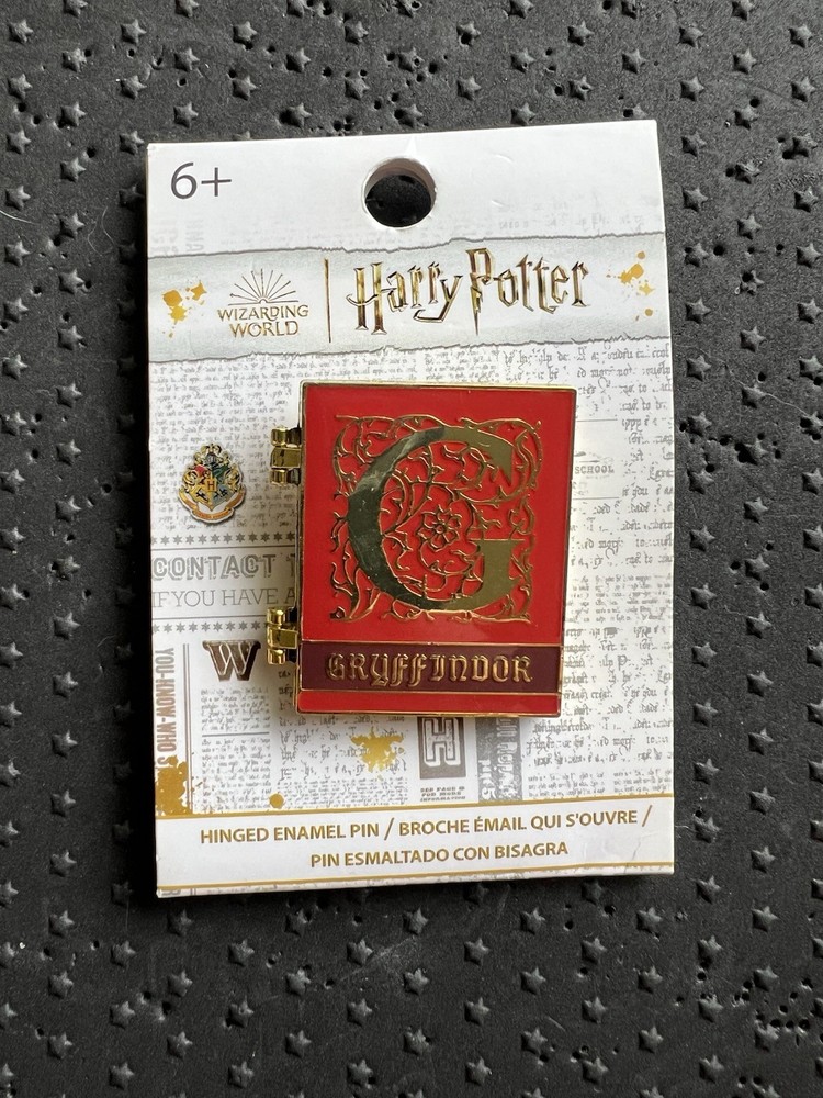 LOUNGEFLY Harry Potter Gryffindor Hinge Book Enamel Pin — BoxLunch Exclusive NEW