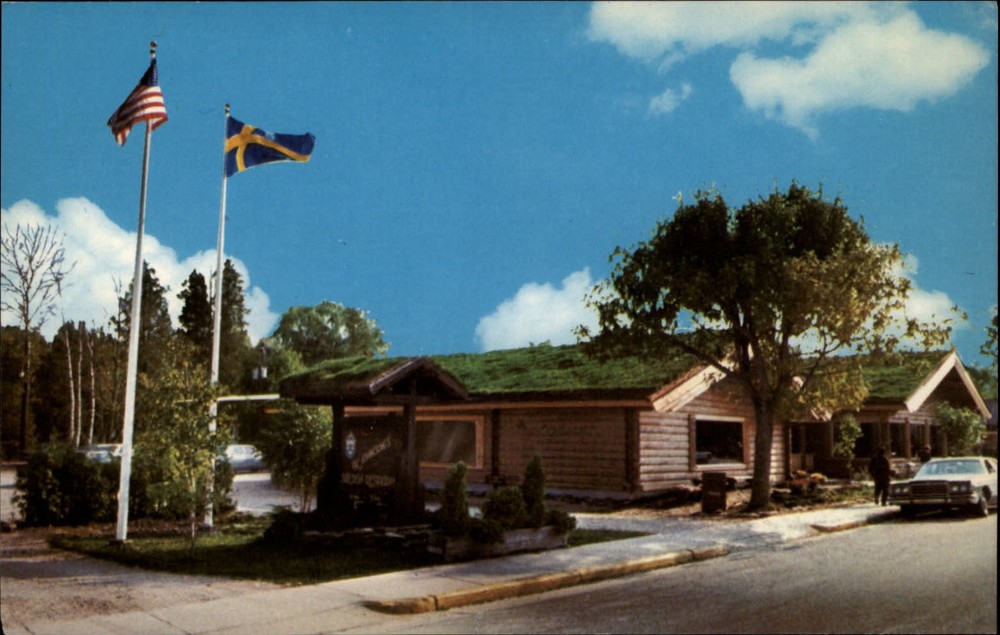 Sister Bay Wisconsin Al Johnson's Swedish Restaurant & Butik ~ 1970s postcard