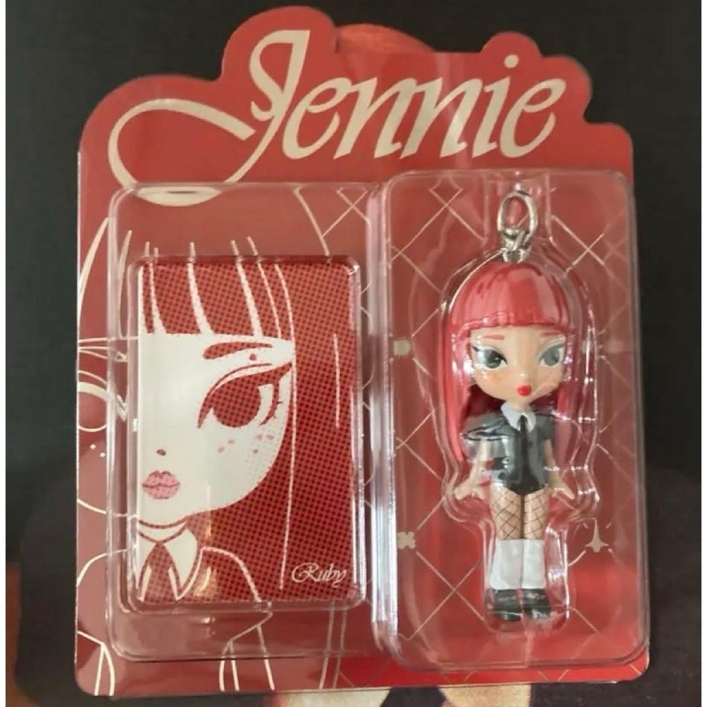 BLACKPINK JENNIE Ruby Figure Keychain with Photocard Weverse
