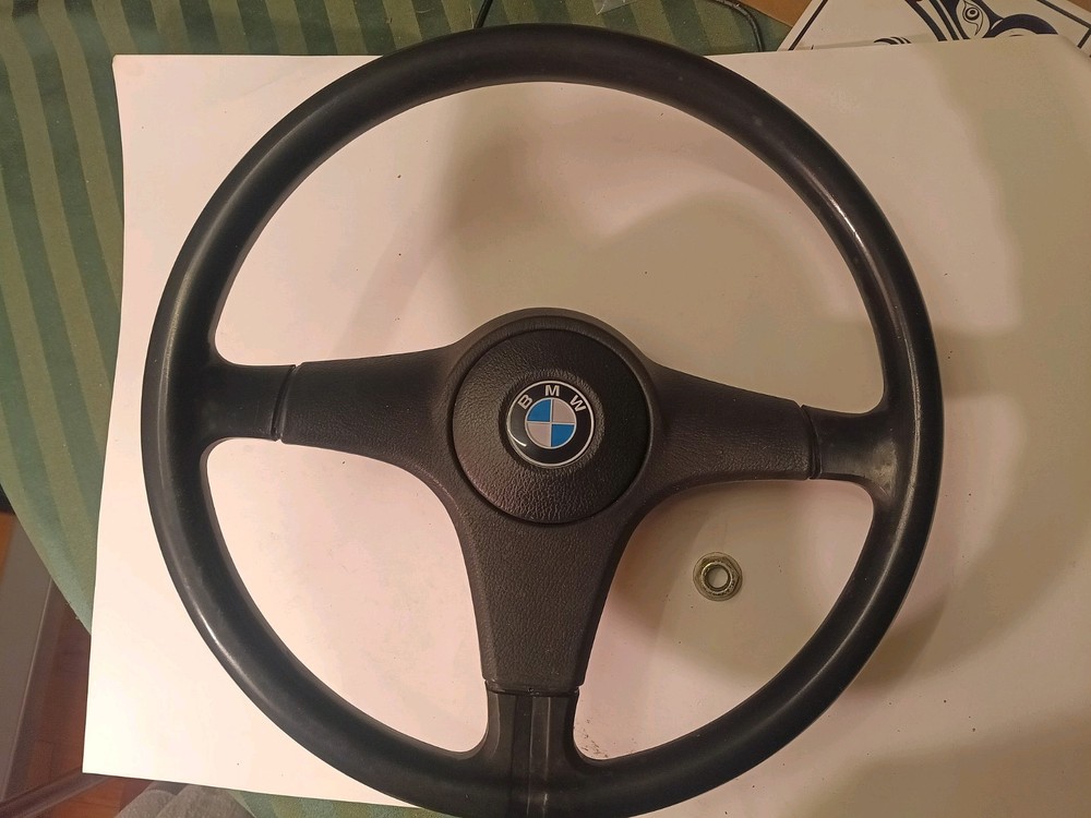 Bmw e28 e30 e24 sport steering wheel 3 spoke fine spline 380mm Great condition