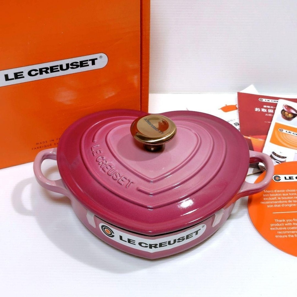 Le Creuset Cocotte d'Amour Heart Cast Iron Dish Limited Edition rare color Berry