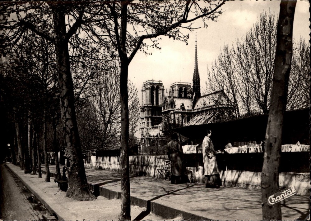 RPPC Notre Dame Cathedral Paris France vintage postcard q321
