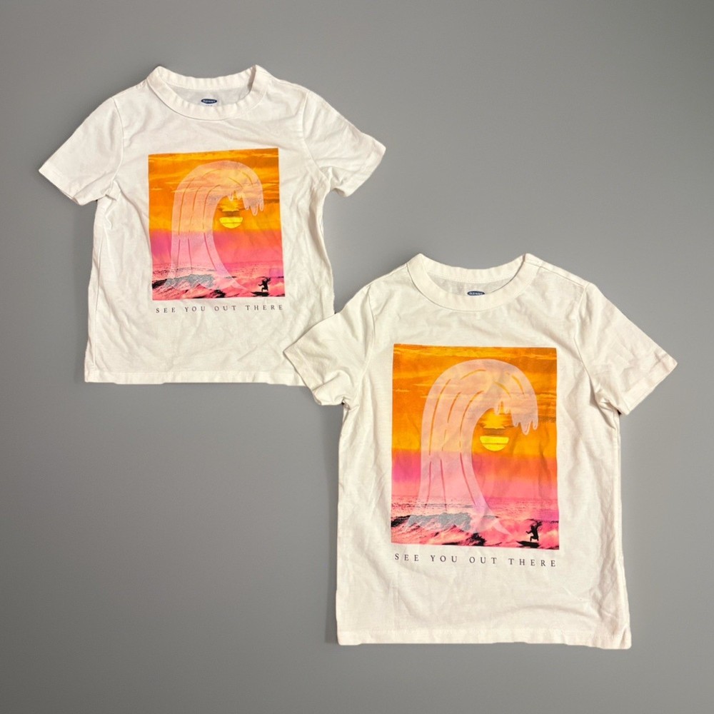 Lot of 2 Boys Matching Shirts Size S Small (6-7) & M (8) Medium White Summer EUC