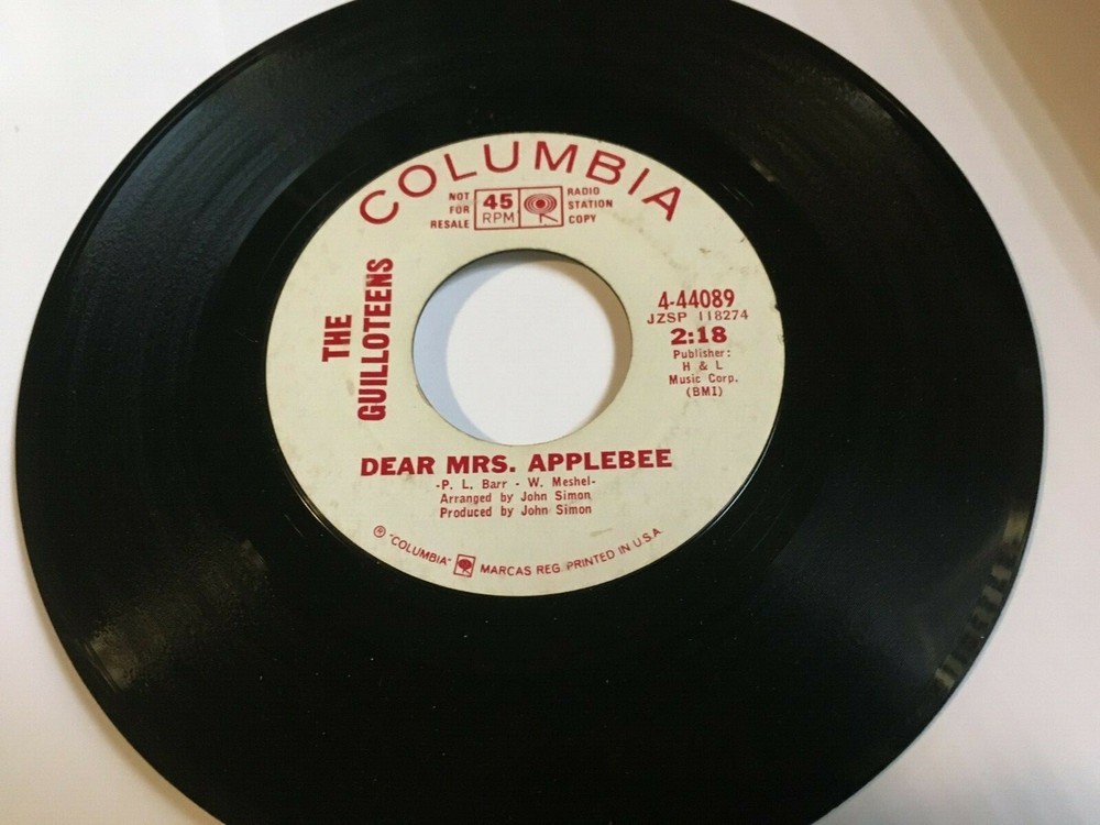 1967 The Guilloteens “I Love That Girl” “Mrs. Applebee”  45 Memphis Garage
