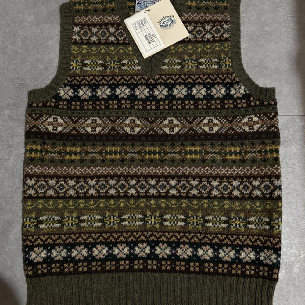 Jamieson’s of Shetland Fair Isle Knit Cardigan Brown Green multicolor  Size M