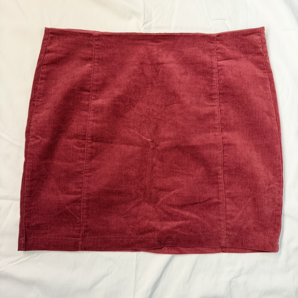 Chocolate u.s.a, Mini Brick Red Skirt, Size Large