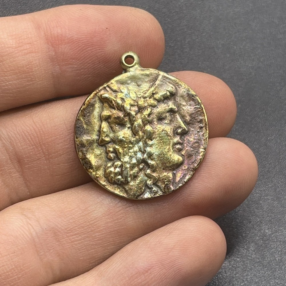 Ancient Roman Greek Unresearched Bronze Coin With Two Face Image Rare Pendant