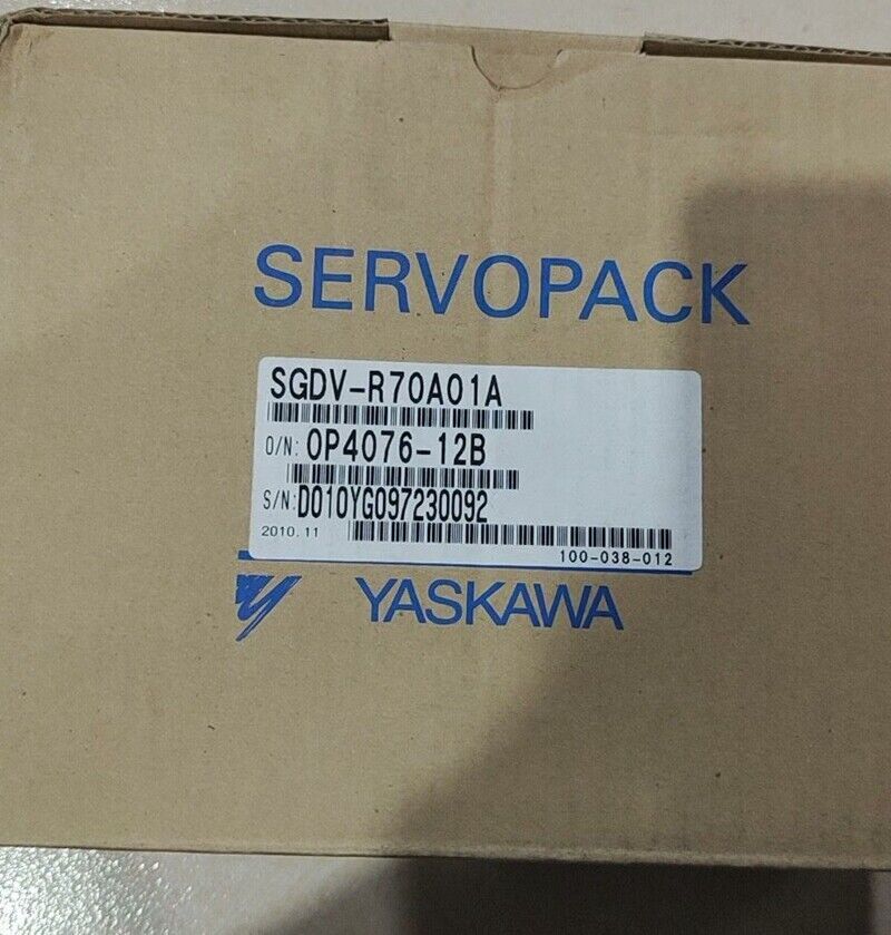 ONE NEW Yaskawa SGDV-R70A01A servo driver Free delivery Quality assurance