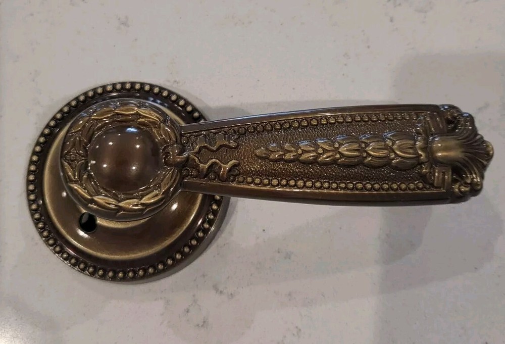 NIB Omnia Privacy Latchset Rubbed Bronze Full Set with Front Back Lever and Backplate