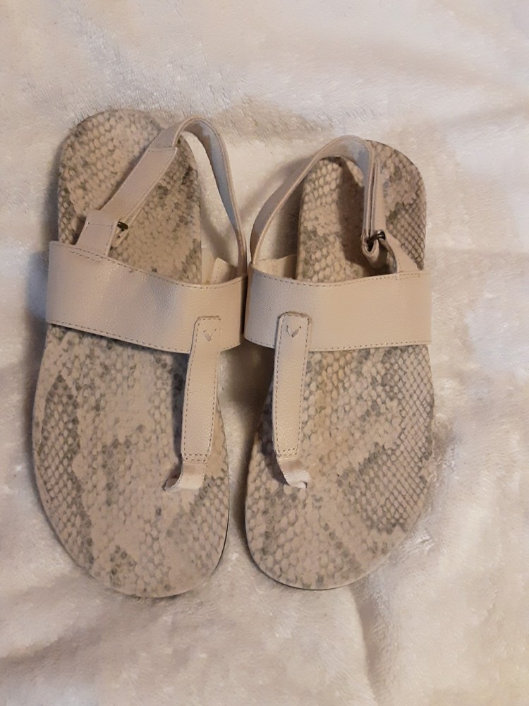 Vionic Womens Tala T-Strap Leather Sandals in Cream Size 8.5