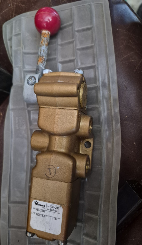 Versa VBH-3303 Manual Operation Valve for Air Media