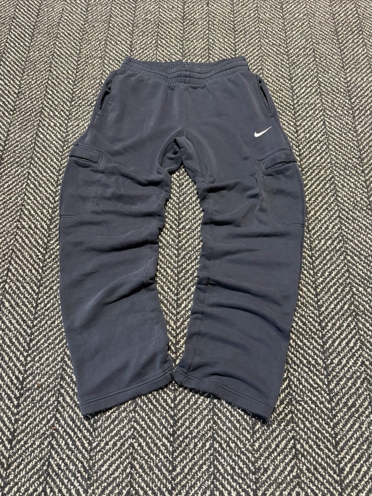 Vintage Y2K Baggy Nike Black Sweatpants Size: Small