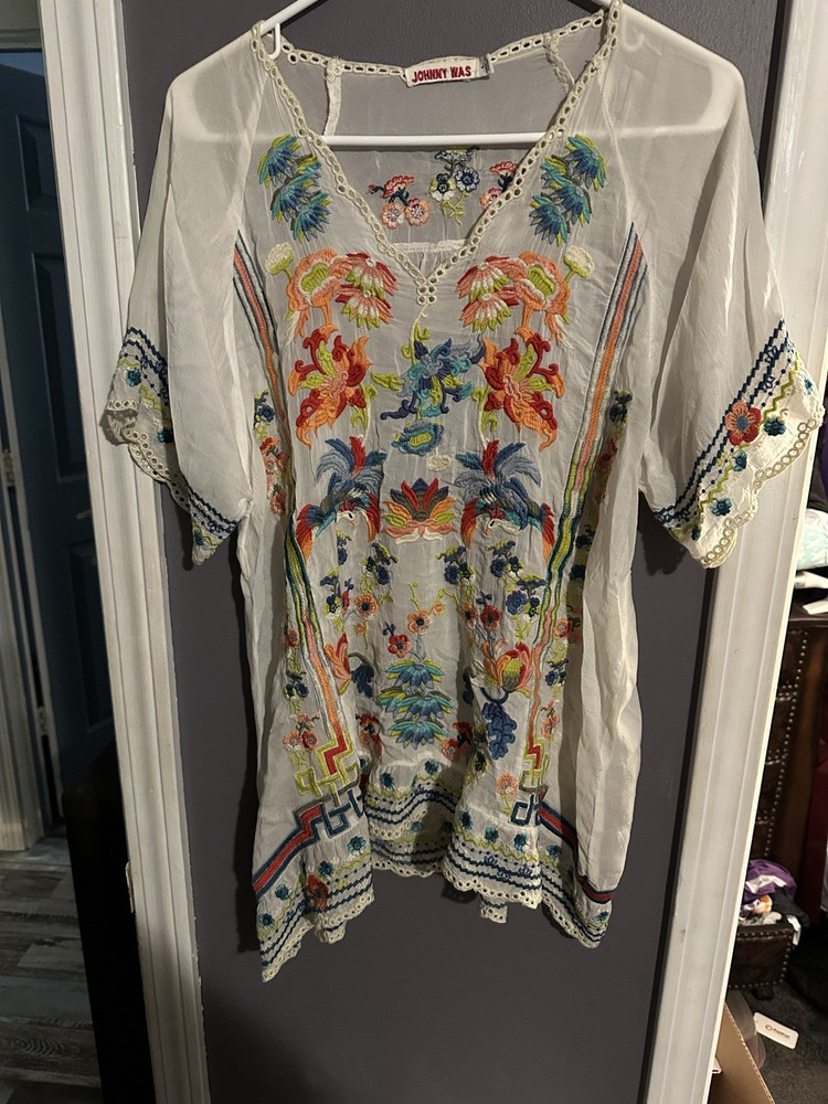 Johnny Was Women's 1 White Multicolor Embroidered Floral V-Neck Tunic Blouse