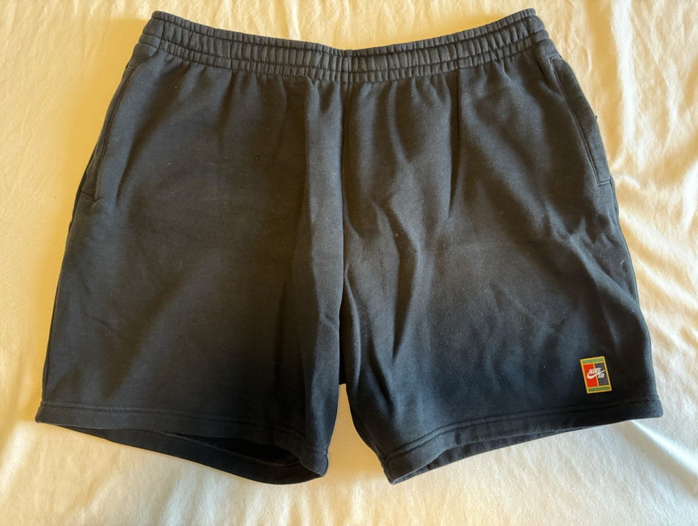 Nike SB Men's Black Fleece Athletic Shorts XXL Drawstring Elastic Waist