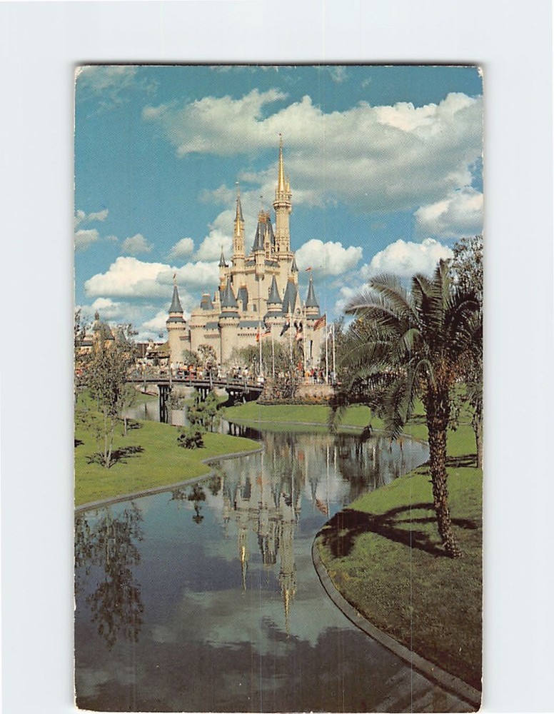 Postcard Cinderella's Castle Walt Disney World Orlando Florida USA