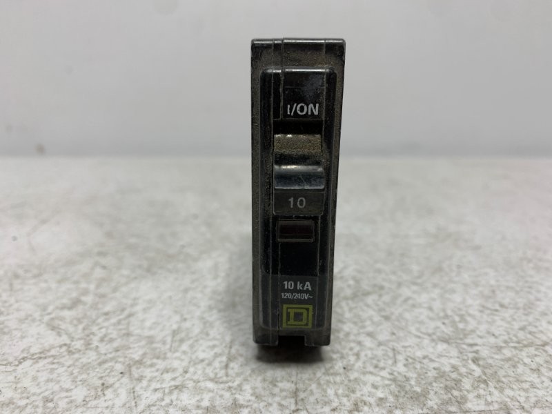 Square D QO110 Circuit Breaker 10A 120/240V 1-Pole