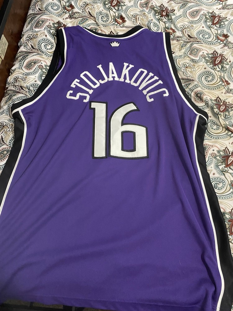 Vintage Purple #16 Sacramento Kings Peja Stojakovic NBA Jersey Perfect Condition