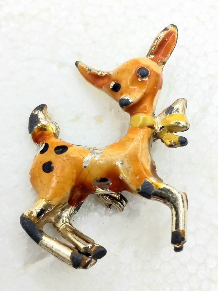 Vintage Mid Century Enamel DEER Brooch, Reindeer Scatter Pin 1940s To The 1960s