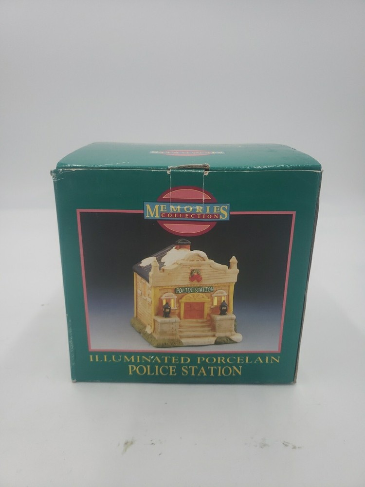 Vintage POLIICE STATION Illuminated Christmas Village Decor Memories Collection