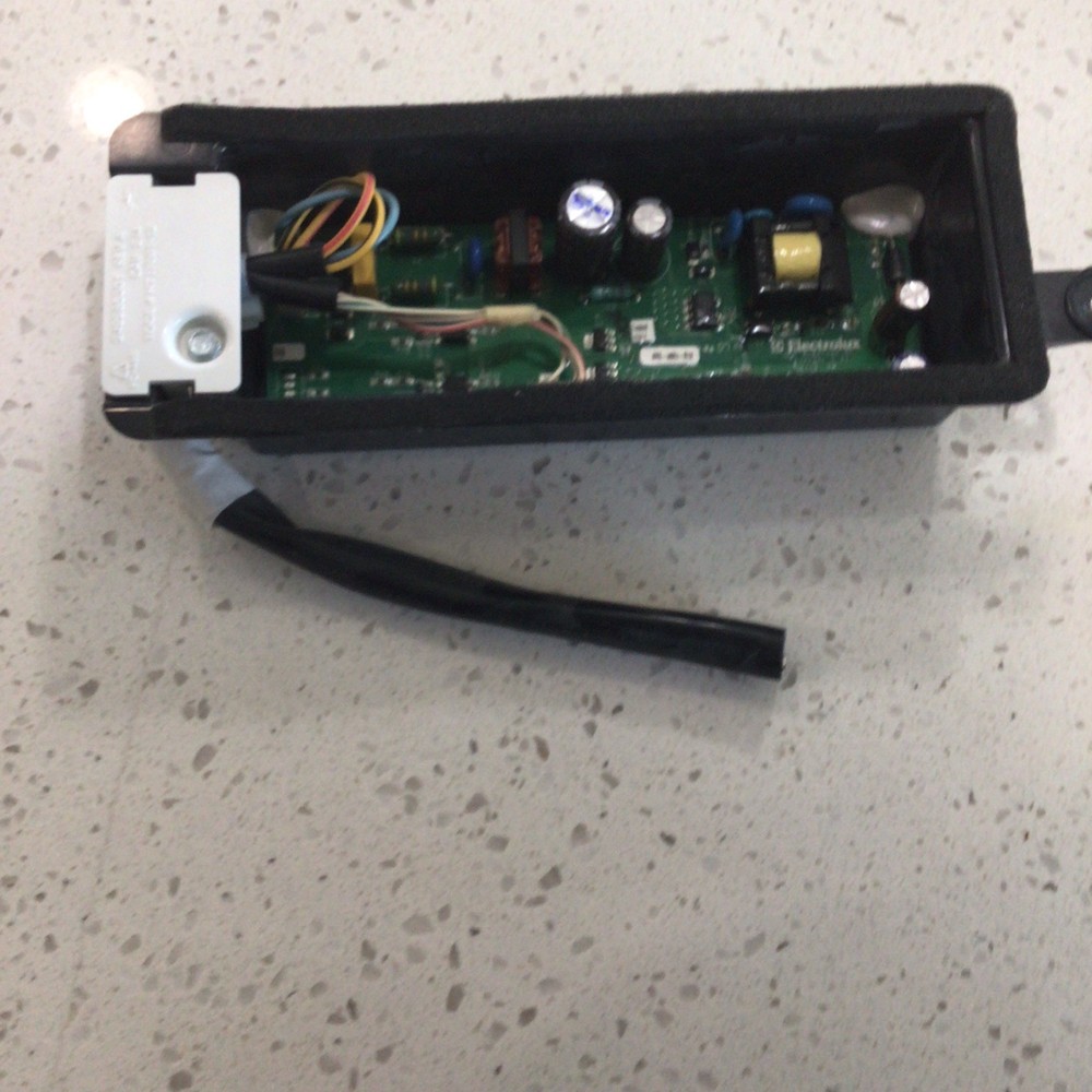 Frigidaire Fridge Power Control Board  2422022  SF4100-1610CARC. (0039)
