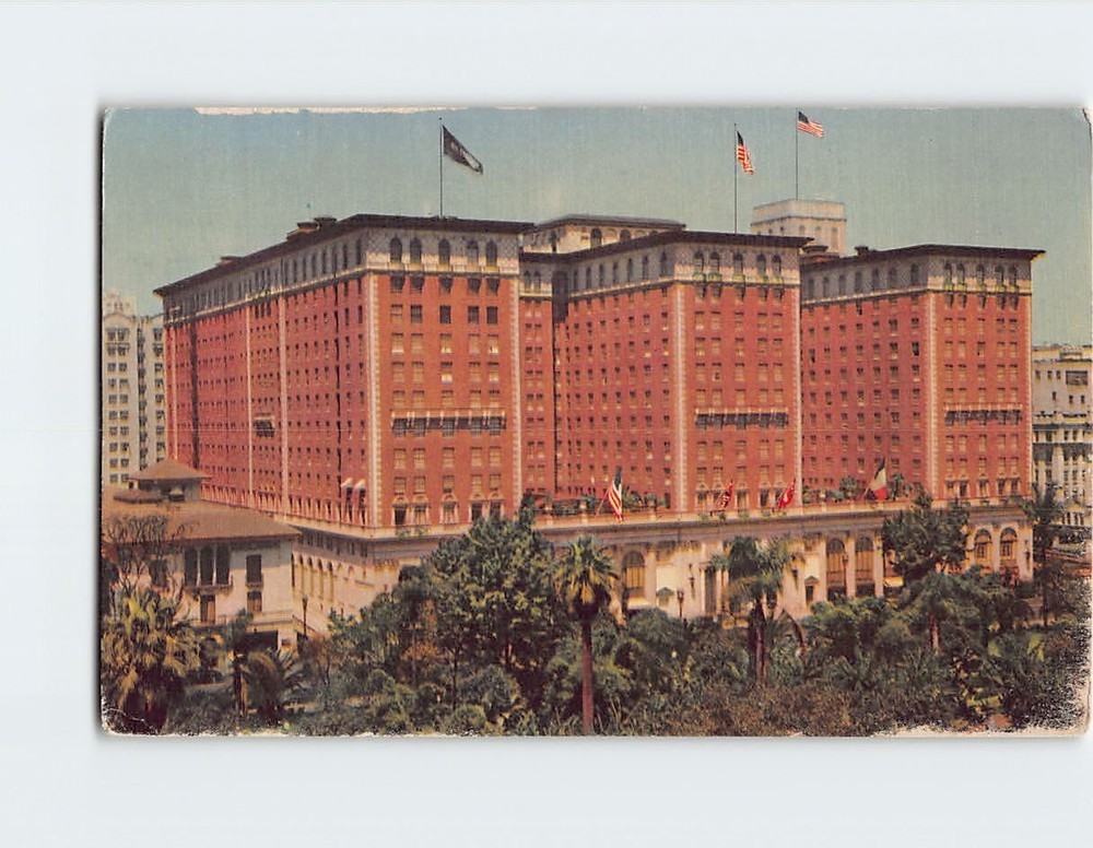 Postcard The Biltmore Hotel Los Angeles California USA