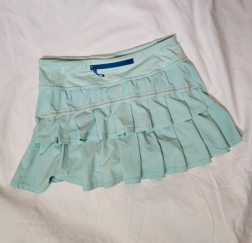 Vintage Lululemon Skort Size S Aqua Blue Pleated Tennis Golf Skirt