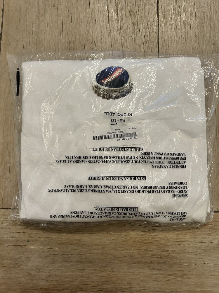 Supreme Bottle Cap T-shirt White Size Large (L) - F/W 2018 - Deadstock/Brand New
