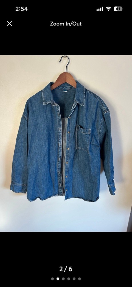 Old Navy Women's Denim Boyfriend Shirt Button-Up, Medium Wash, Size Large