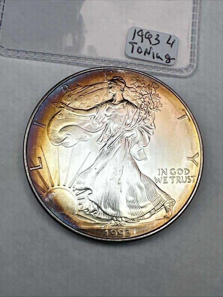 1993 American Silver Eagle! $1 1oz 0.999 Fine Silver.Cool Toning! Uncirculated