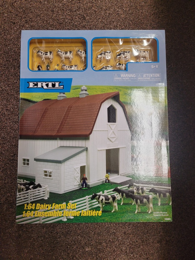 Ertl 65 Piece Dairy Farm Set 1:64 Scale