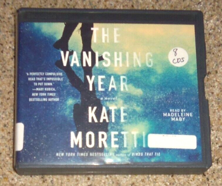 The Vanishing Year by Kate Moretti Audiobook on 8 CD's w/Binder Case VGC