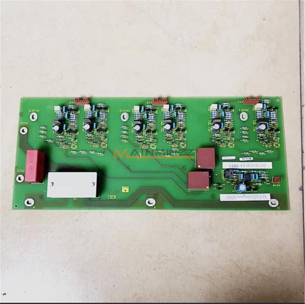 One Siemens 6SE7038-6GL84-1HJ1 power panel Used