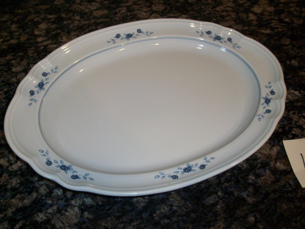 Pfaltzgraff Poetry Glossy Meat Serving Platter Oval Blue Roses 14.5
