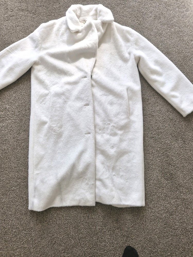 Brand New Sosandar White Cream Fuxe Fur Jacket Sizeuk12