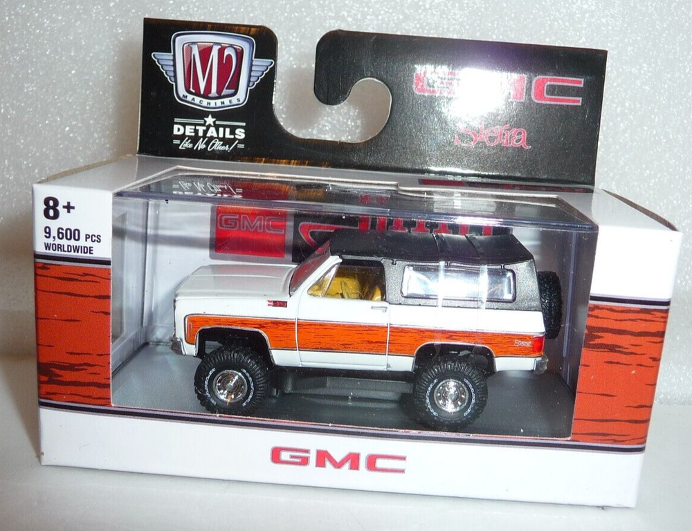 M2 Machines 1973 GMC Jimmy Sierra 4X4 1:64 Diecast