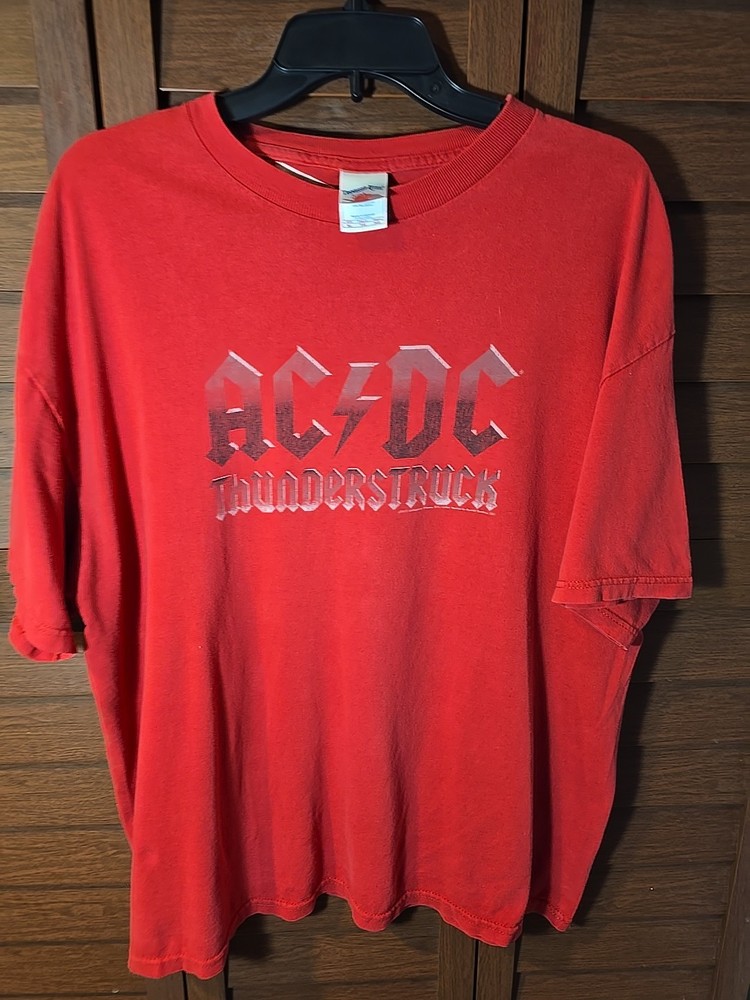 Vintage AC/DC Thunderstruck Graphic T-Shirt Red Size XL