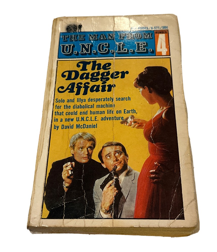 Man From U.N.C.L.E. Book #4 * The Dagger Affair 1st Print 1965 Vtge PB