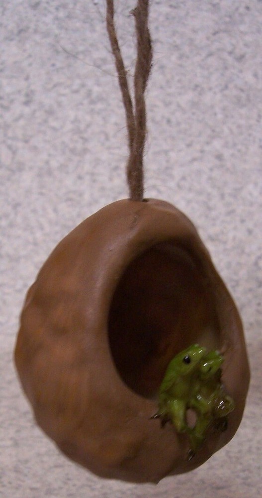 Hanging Flower Pot Frogs for Succulent Tillandsia plant resin planter NEW