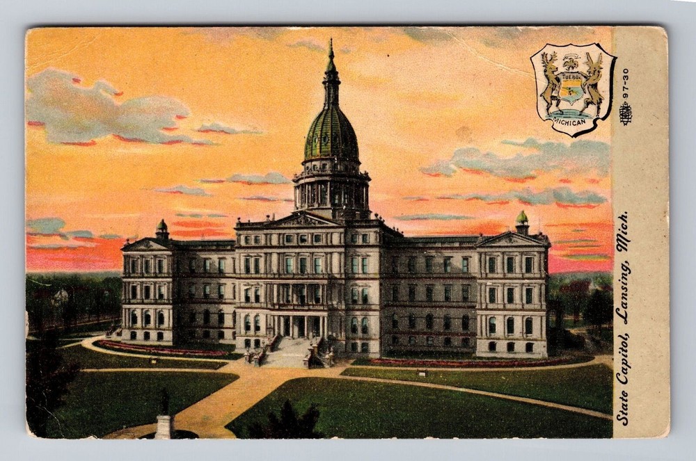 Lansing MI-Michigan State Capitol Building Vintage Postcard Standard Souvenir PC