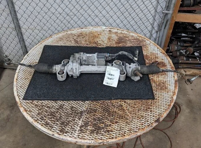 2015-2016 Chevy Truck-Colorado Power Steering Gear Rack And Pinion 4X2 - OEM.