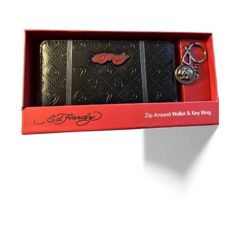 Ed Hardy Gift Set Black Skull Heart Wallet & Key Ring NWT