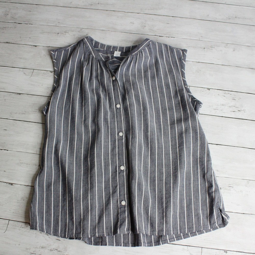 Old Navy Women's Sleeveless Button Down Top Size M Blue White Stripe