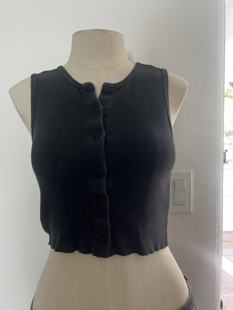 Brandy Melville Black Sleeveless Front Buttoned Cropped Top, One Size