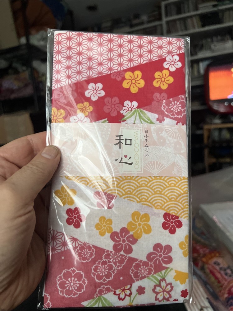 traditional Japanese Furoshiki (hand towel) - Pink & Yellow Cherry Blossoms