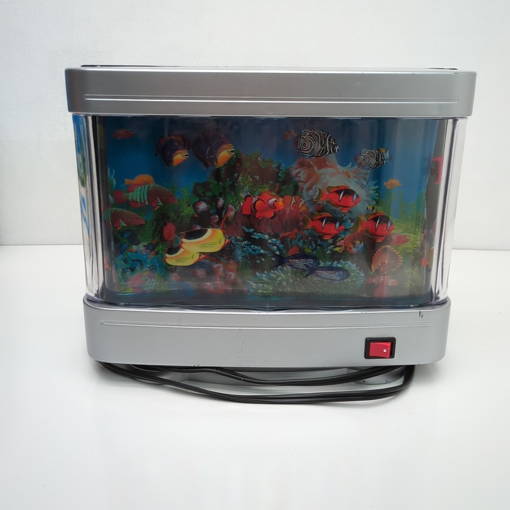Living Aquarium Rotating Fish Lamp Night Light Ocean Y2K Vintage 2000s Tested