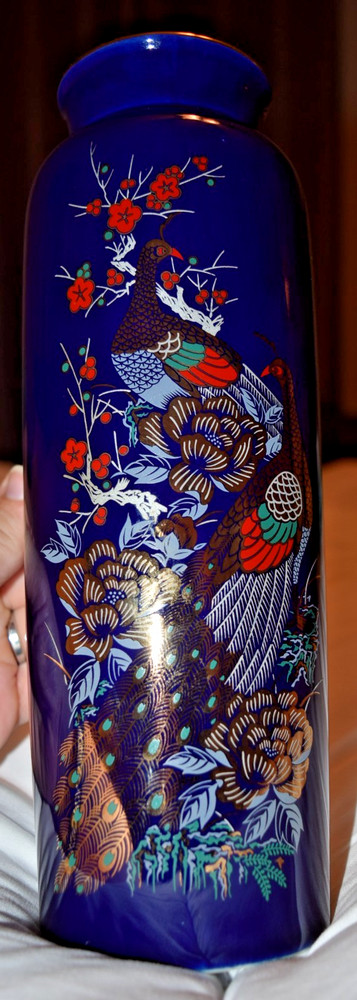 VTG Japanese Cobalt Blue Porcelain Vase W/Gold-Gilt Peacocks & Floral Motifs