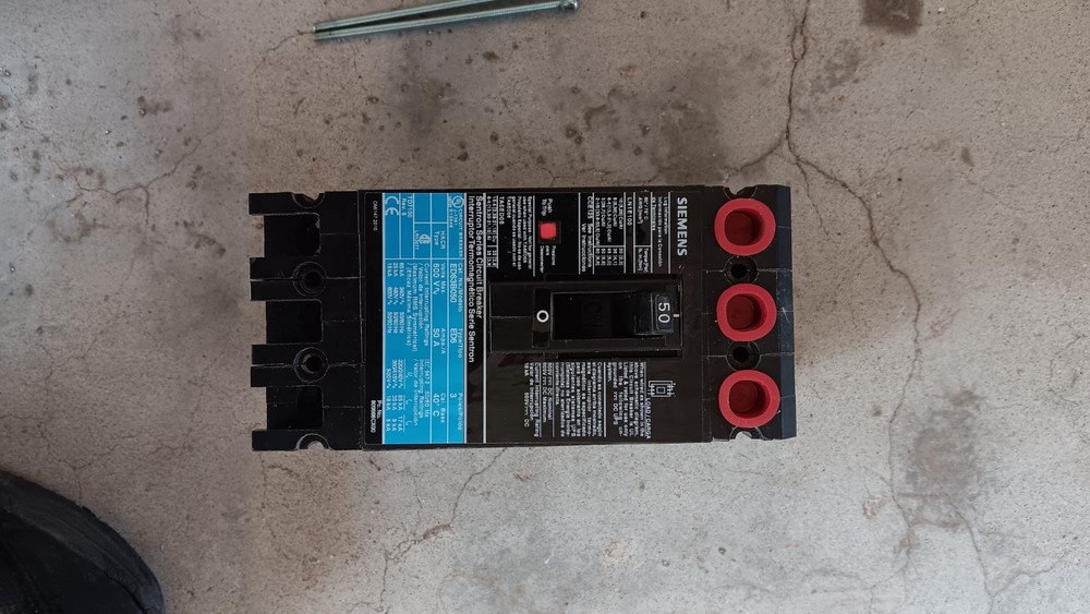 Siemens Sentron ED63B050 50A 3-Pole 600V Circuit Breaker