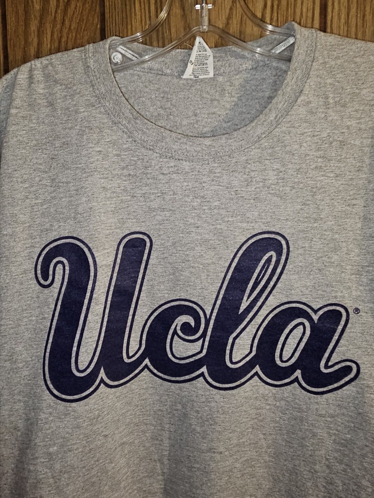 University California Los Angeles Retro Xl Mens Gray Graphic Logo Tshirt NCAA