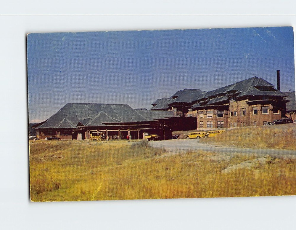 Postcard The remarkable Grand Canyon Hotel Yellowstone National Park Wyoming USA