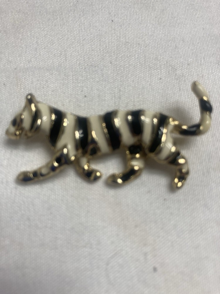 Vintage Gold Tone Tiger Jaguar Leopard Cat Brooch Pin Black & White Enamel